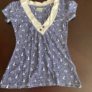 Anthropology Porridge V-neck tee blue boats | XS